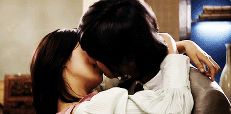045d4409eec63dd09d6849be5ac1df3c.gif