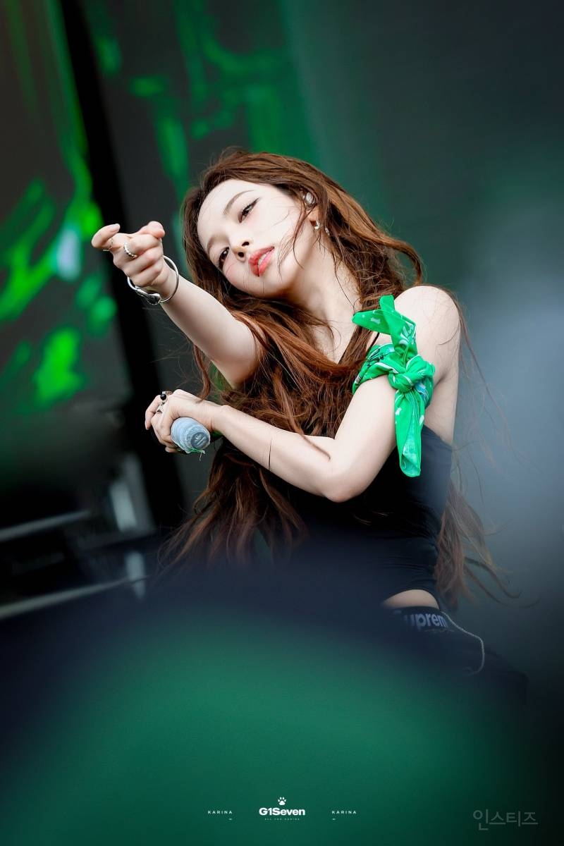 0826a6e6fdadd1ff219158600ac0eea9.jpg