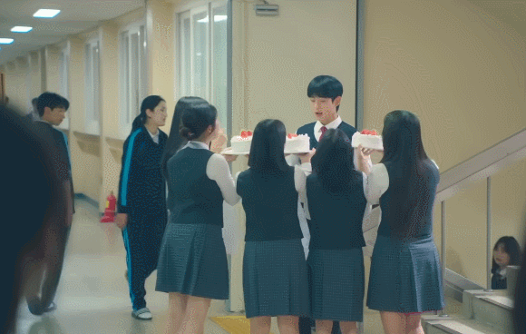 0b26dbce85a0dd7d71e535ea71a8adb7.gif