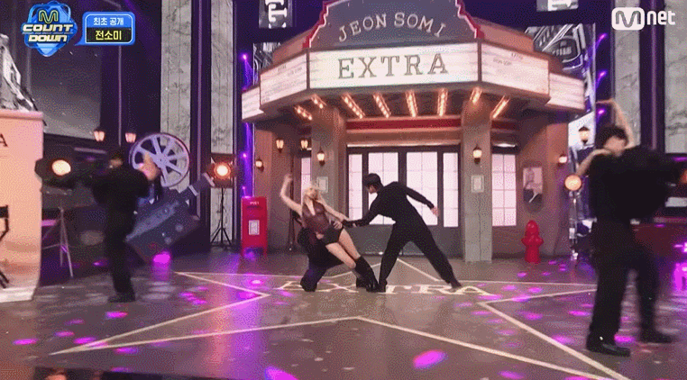 0ba0aa0576b722e8643e5e180f943d06.gif