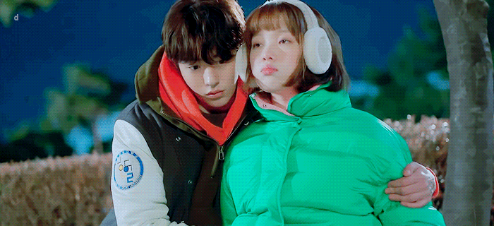 0e7b98215acb5fc9d2f147ecff0c88a7.gif