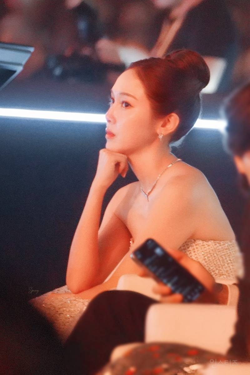25a2bf48fe698b10742a338abb9abd2b.jpg