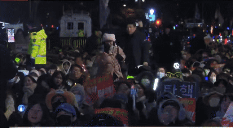 44bd503d584e31b1ace29326ba8f39a7.gif