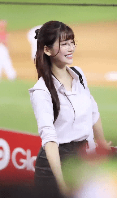 4f09fd0eaa4831c60c76976ec1d0dc87.gif