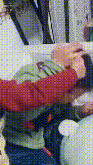 525c41ad314a437363d6f969d894e4e0.gif