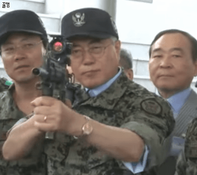 73274dea88bdb17e7a45e1c83a5aa2b0.gif