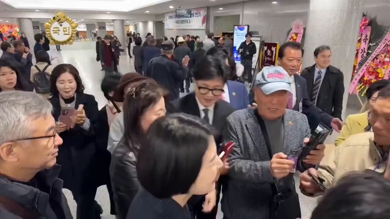 7ef58f88a66e09ac363e9f81d45aa52c.jpg