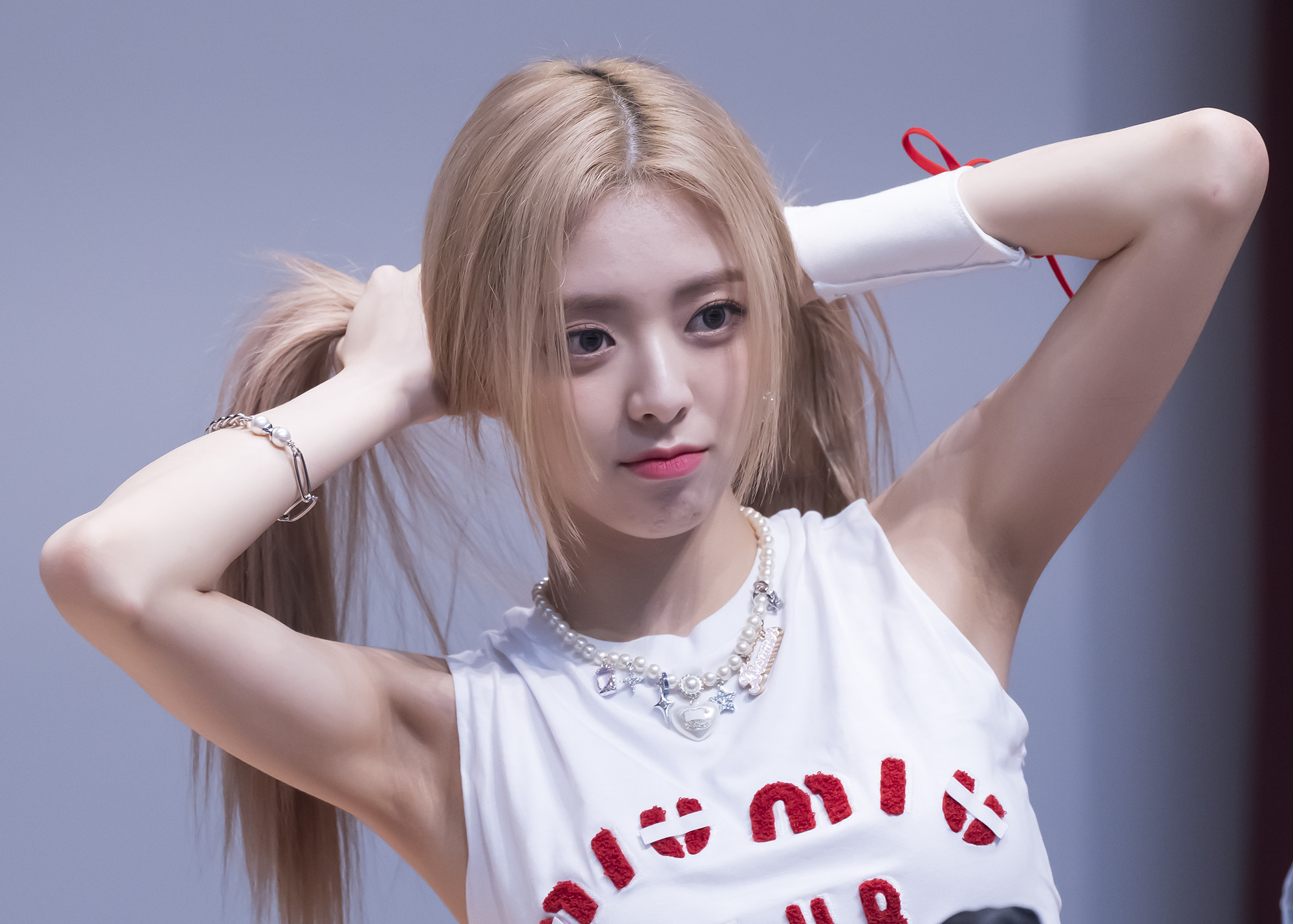 857ebe130ffdfe067a333b452ee49aa3.jpg