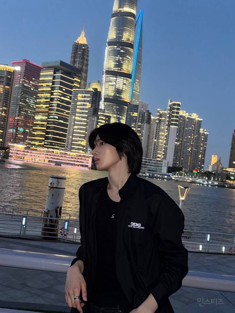 9e600cec6bf1d5b778190a4b7ded19f3.jpg