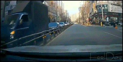 aaa58bf94d959360df2d9d1e0f58b311.gif