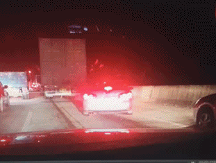 ad7e1fc4a50a3f4fdb6f1f7ca98bcecc.gif