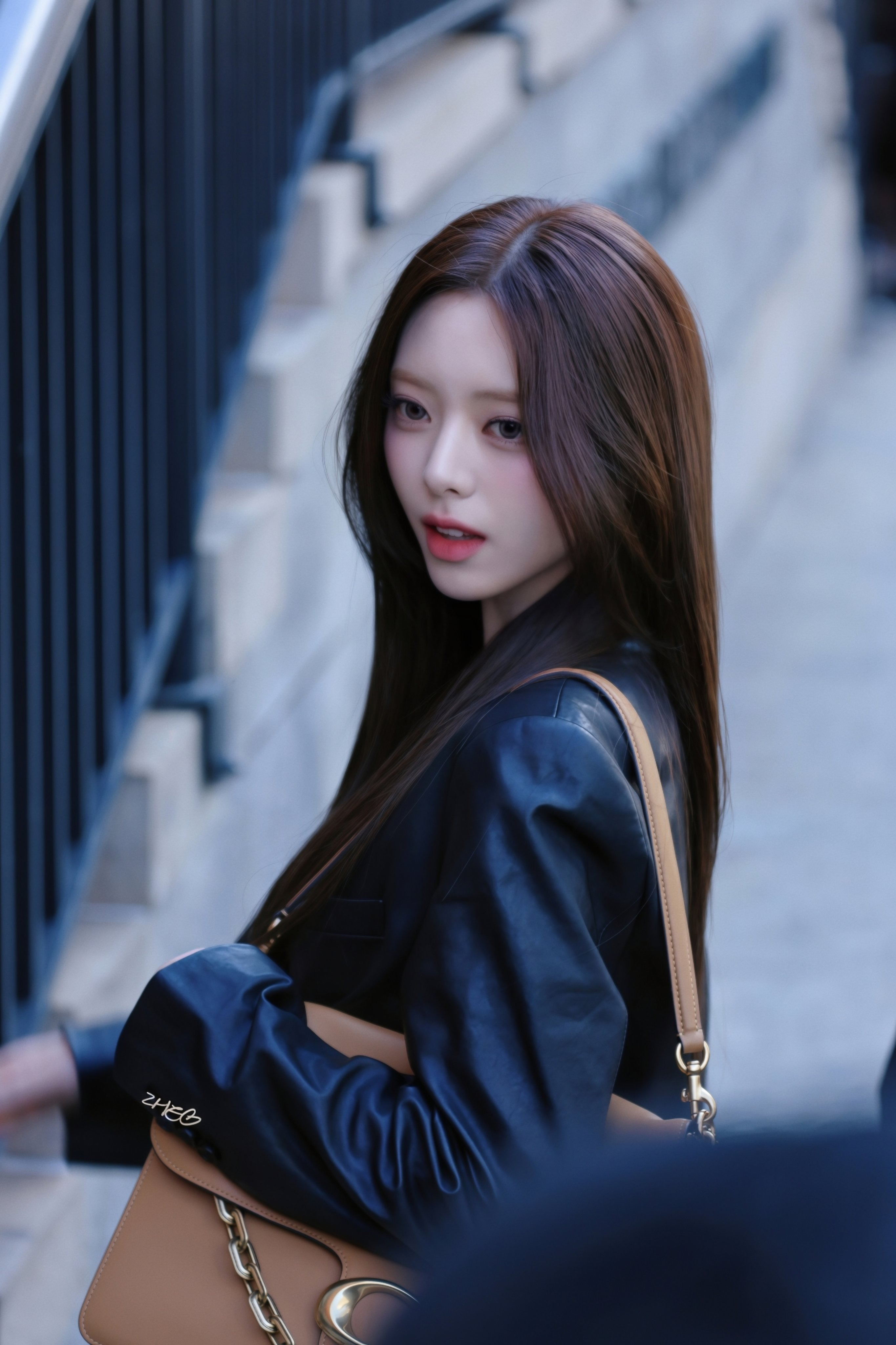 b44b317a449e08a35697394c19b8b3cb.jpg