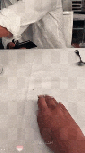 b60f39b7adc083cb3272f1ada63cd301.gif