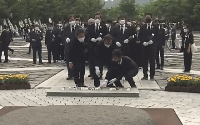 ba3004e97fe1a9f054df32d2f554460e.gif