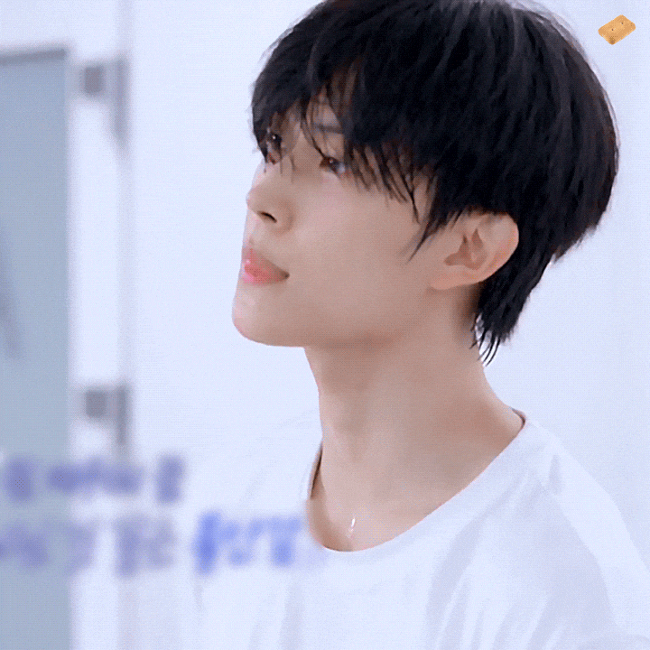 c37cd0378cf6e5aa97d22799fa3859ae.gif