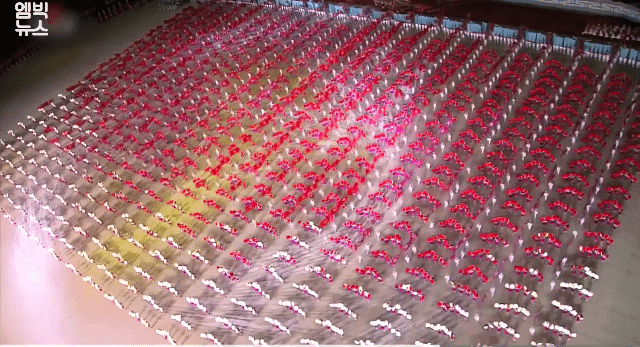 cef82050df8ef1dd9a3044debb0bf686.gif