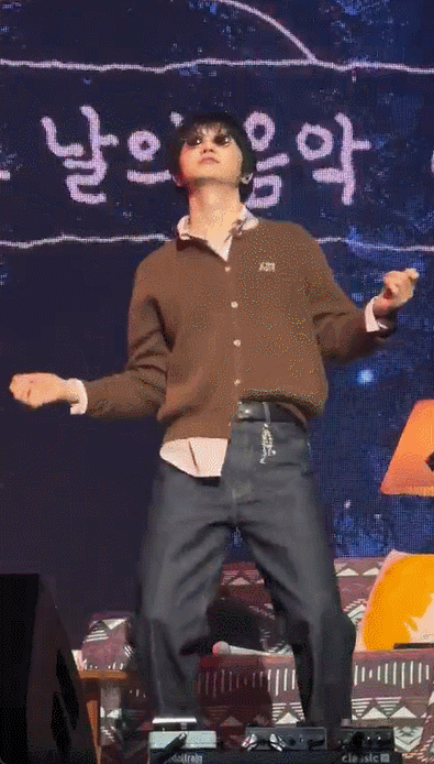 d1fbbb711c4ecbf3dd03e39eac1bd2c1.gif