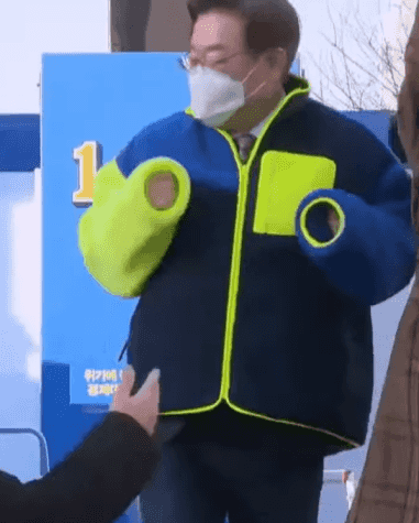d57fa5348a2a96a8c8004c2ffe5ff977.gif