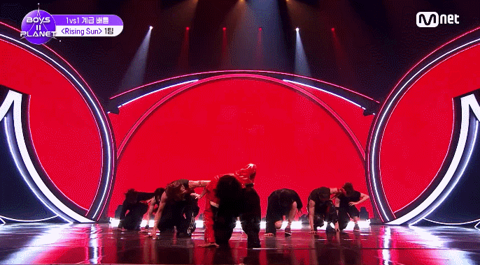 d72c38d253c424327586614dd44047b9.gif