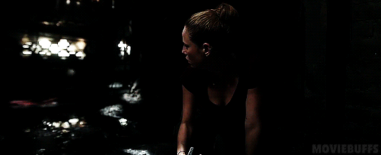 e8001aacd01d7d4b2932ee7e49817c15.gif