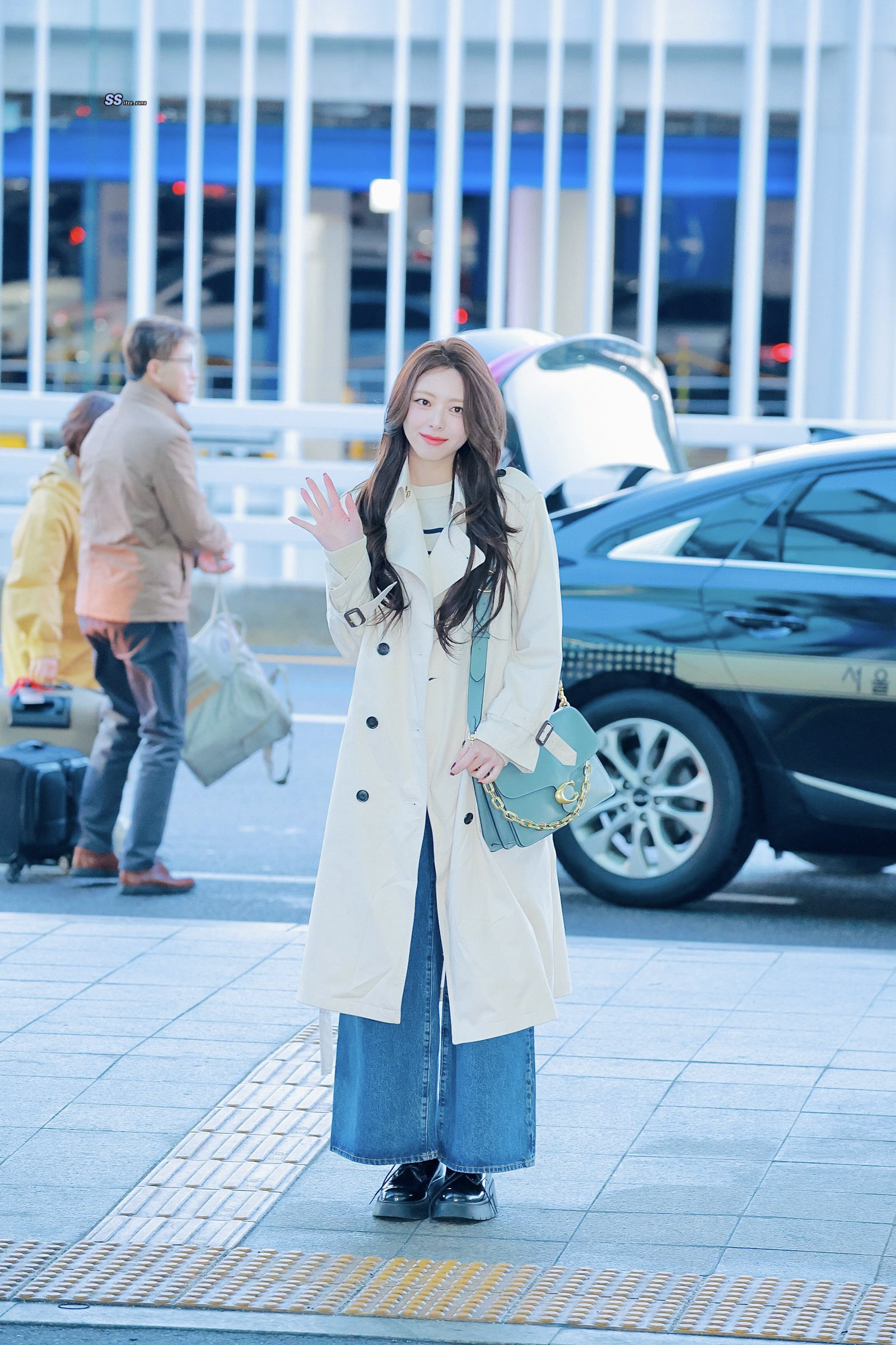 f6fe23f1976332c5daa0a400b0bbf41b.jpg