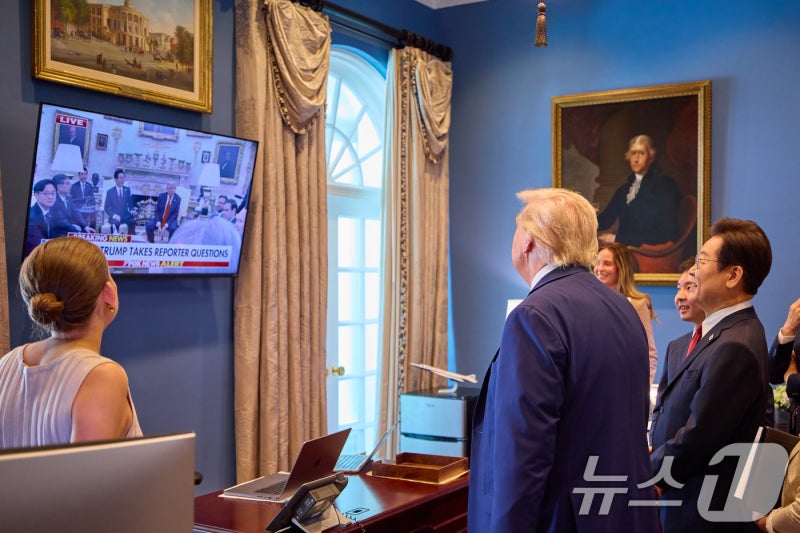 fed92f4551e6338d60438af177280691.jpg